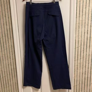 EUC Men’s Lululemon Kung Fu Pant(s), dark navy blue, Size M, Inseam 31”